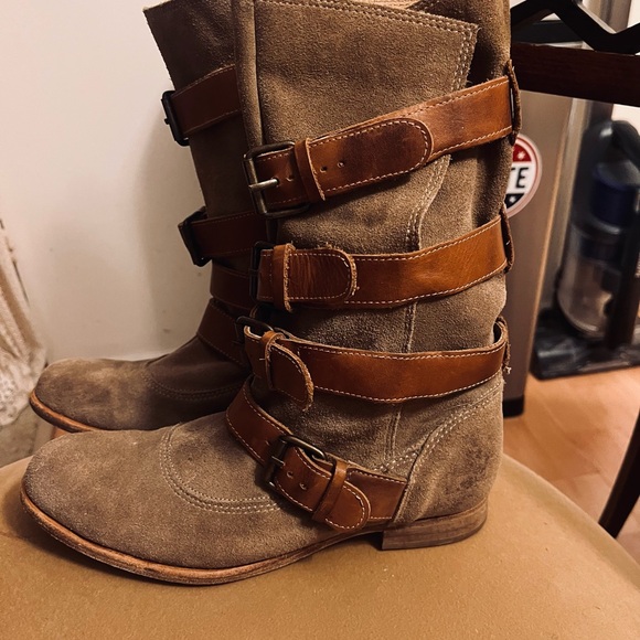 H by Hudson Keira suede Engineer Boots brown/tan size 8 - Picture 5 of 10